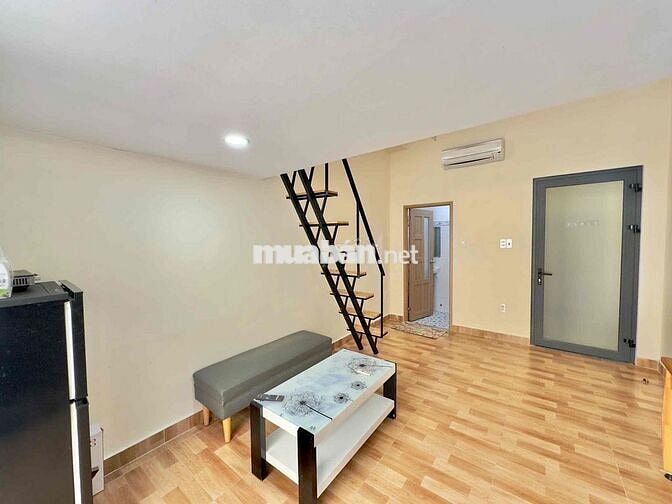 Cho Thue CHDV Quận 1-3 Có Gác Ban Công Máy Giặt Riêng 50m2 Mới 100%
