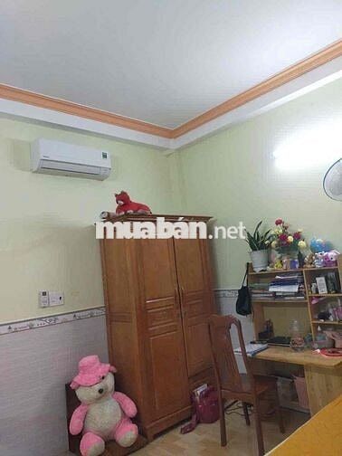 Trệt 2 lầu sân thượng 4*13; 4pn full nội thất mới keng