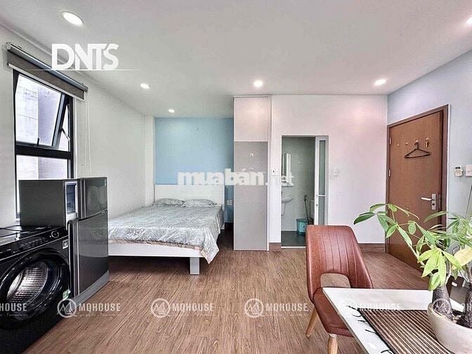 CHO THUÊ PHÒNG 35M2 Quận 1_Full Nt Máy Giặt Riêng_Balcony_Hẻm Oto