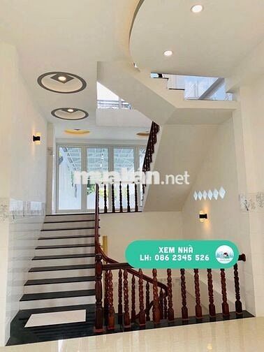 Nhà mặt tiền KD 1 trệt 4 lầu 4x30m Đường 3/2, Cần Thơ