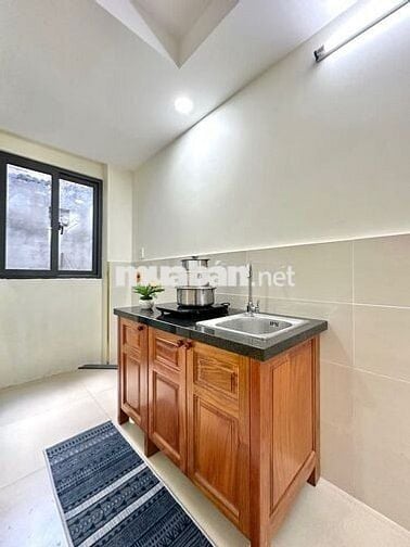 NGAY CĐ VIỆT MỸ, ĐH HÙNG VƯƠNG CĂN 25M2 FULL NỘI THẤT, THANG MÁY