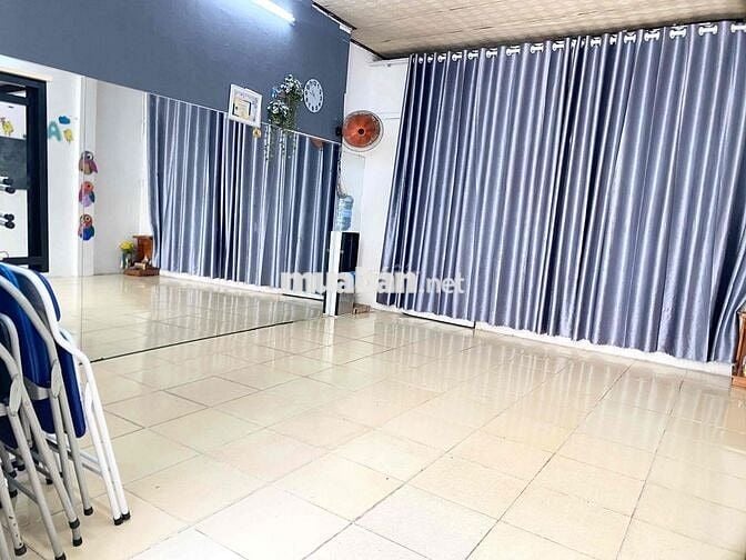 Cho thuê nhà Nguyên căn có mặt bằng kinh doanh