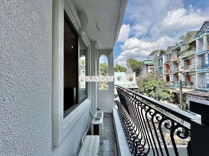 ✨✨✨ STUDIO LUXURY THIẾT KẾ RIÊNG 1 CĂN *** SÁT CÔNG VIÊN LÀNG HOA