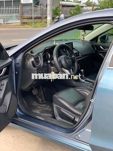 Mazda 3 2015 1.5 AT Hatchback - 150000 km