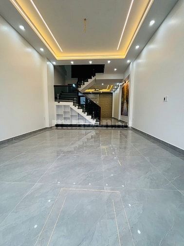 Nhà 4 tầng đường 8m gara ô tô - Chợ Vĩnh Khê - Gần Hoàng Huy An Đồng