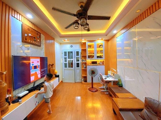 bán siêu phẩm Trần Cung 30m2 kinh doanh ô tô không QH nhà đẹp dân xây