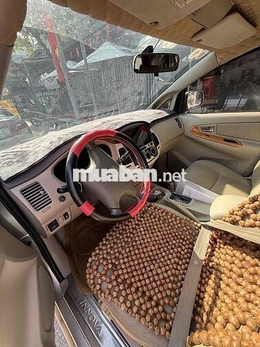 Toyota Innova 2009 V-198000 km