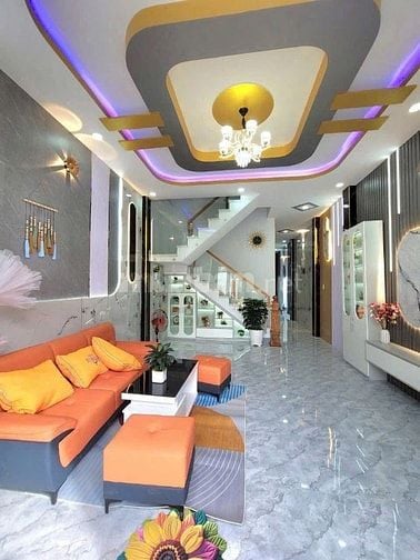 Bán gấp căn nhà tâm huyết Đoàn Văn Bơ - 50m2 - 3tỷ780 TL- bao sang tên