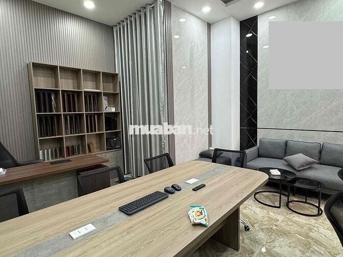 Cho thuê mặt bằng Cityland, hướng Nam