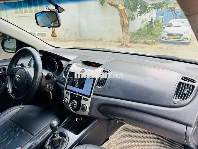 Kia Cerato 2009 1.6 MT