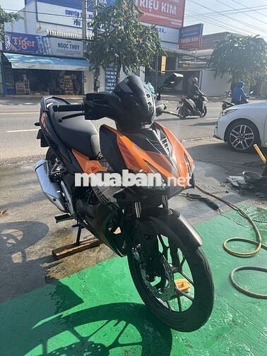 Wyunner V2 lướt 9000cay .Sip xe toàn quốc