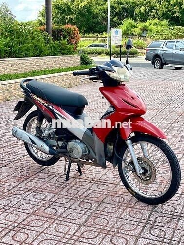 WAVE 110 xe máy bao ngon. áo liền lạc