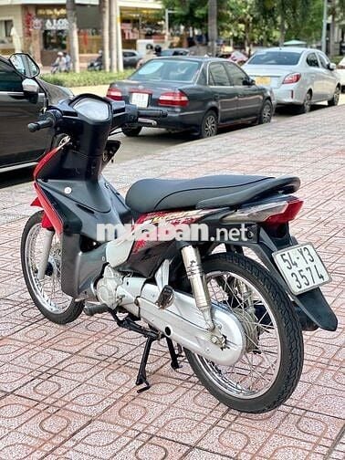 WAVE 110 xe máy bao ngon. áo liền lạc