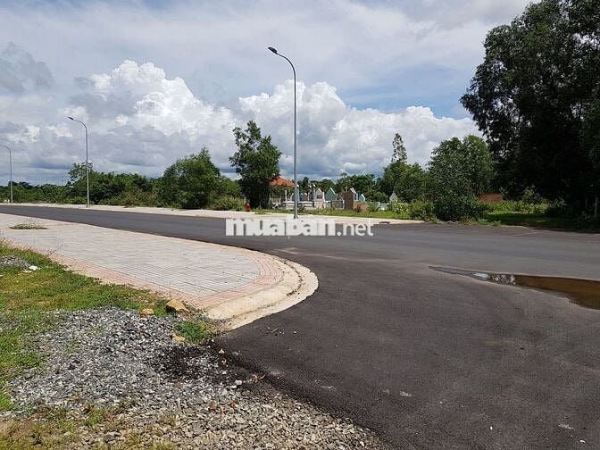 100m mặt tiền 20300m2 đường Hùng Vương - Phước Bửu - Xuyên Mộc