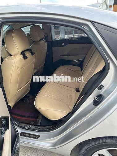 Hyundai Accent 2019 1.4 AT - 120000 km