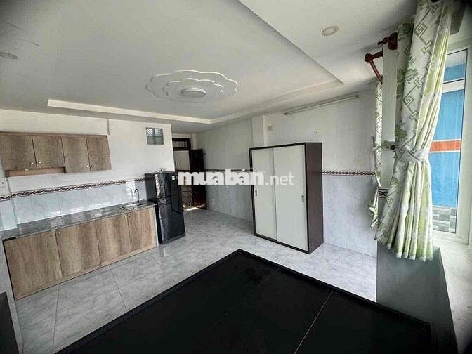 Phòng ban công Full nội thất ngay Lotte Mart siêu thoáng