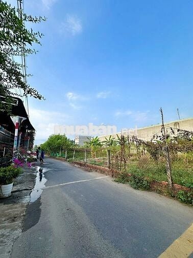 BÁN 2 LÔ ĐẤT SIÊU ĐẸP NGAY CUỐI ĐƯỜNG HUỲNH VĂN NGHỆ CHỈ từ 600tr