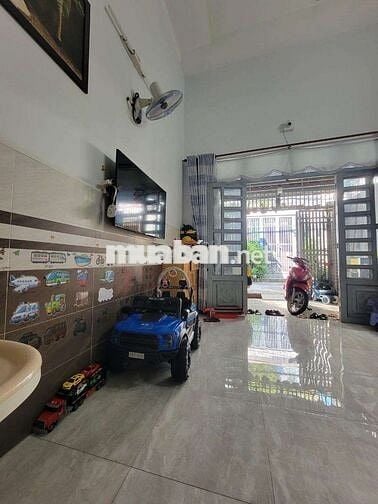 GIẢM 350TR BÁN GẤP NHÀ 60M2, HẺM XE TẢI 409 HUỲNH THỊ HAI, QUẬN 12