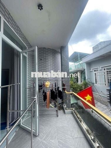 BÁN NHÀ BÀ ĐIỂM , KẾ BÊN NHÀ THỜ BĐ Gần Ngây Chợ  Có 3pn/4wc
