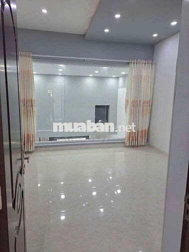 Cho thuê nhà 2pn 2wc full NT hẻm xe tăng nguyễn văn khối p11