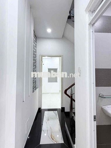 Mặt tiền kinh doanh nua bán sầm uất nhất lhu vực,80m2 , 9ty , shr , ho