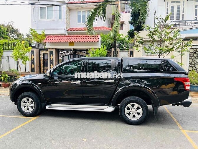 Mitsubishi Triton 2019 4x2 MT cực đẹp - 92000 km