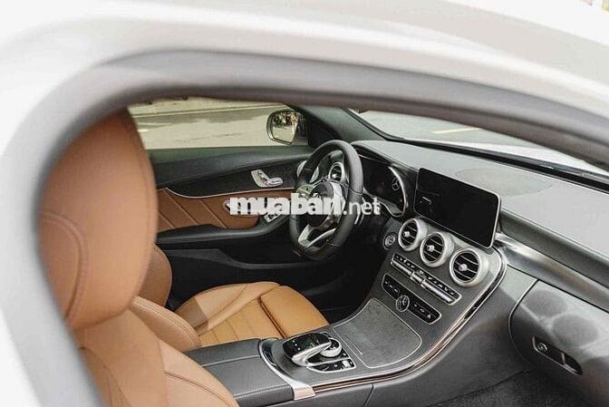 Mercedes Benz C Class 2021 C 300 AMG - 24000 km