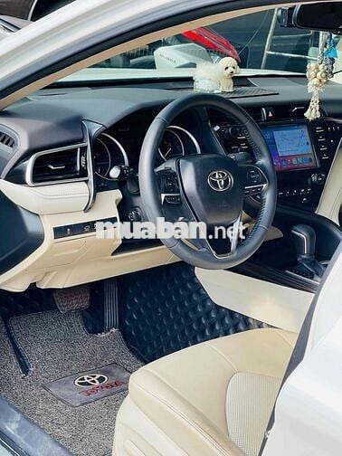 Toyota Camry 2020 2.5G - 80000 km