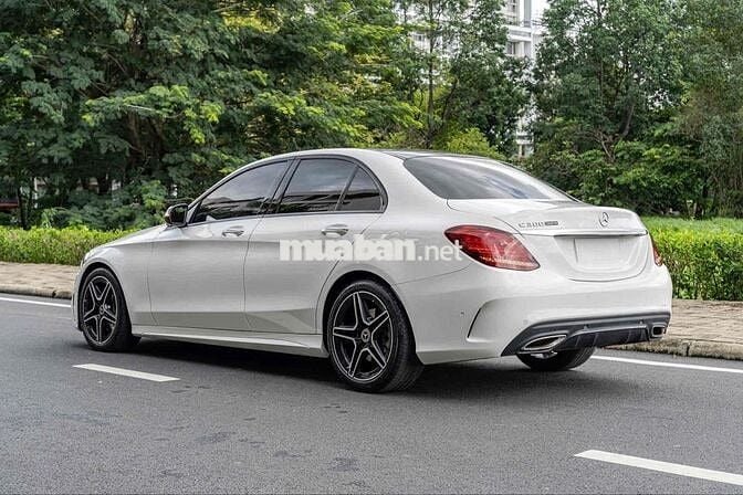 Mercedes Benz C Class 2021 C 300 AMG - 24000 km