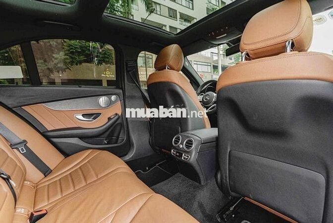 Mercedes Benz C Class 2021 C 300 AMG - 24000 km