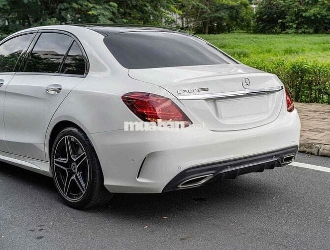 Mercedes Benz C Class 2021 C 300 AMG - 24000 km