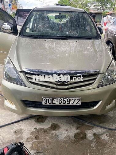 Toyota Innova 2009 G - 28000 km