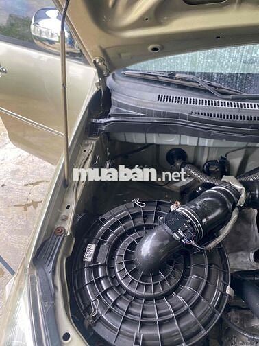 Toyota Innova 2009 G - 28000 km