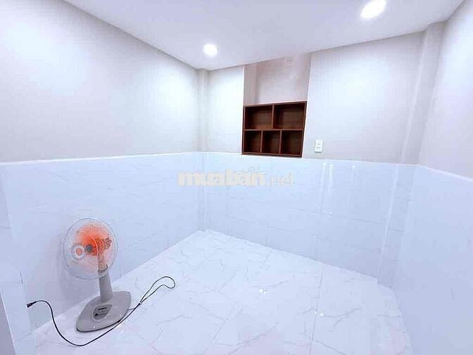 Nhà nhỏ đầy đủ công năng , Hẻm 1 sẹc Quang Trung , P8 , Gò Vấp