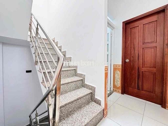 chỉ 4...87 tỷ Có Ngay Nhà 4 Tầng- Đường Thông gần 40..m2 cạnh vườn lài