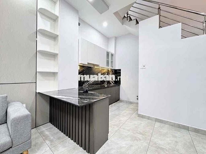 chỉ 4...87 tỷ Có Ngay Nhà 4 Tầng- Đường Thông gần 40..m2 cạnh vườn lài