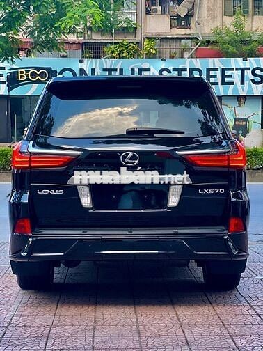 Lexus LX570 Trung Đông 2016