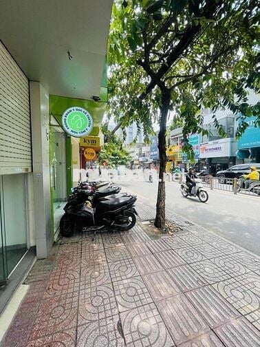80m2 - CHO THUÊ MBKD MẶT TIỀN CMT8 - Ngay Toà Viettel, Khu Hà Đô