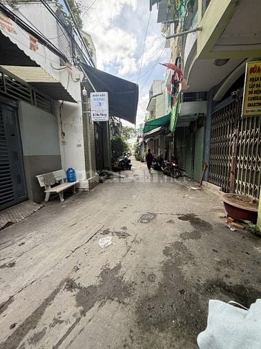 CẦN BÁN GẤP NHÀ GẦN CHỢ BÌNH ĐIỀN GIÁ 1Tỷ 750 ( SỔ HỒNG RIÊNG)