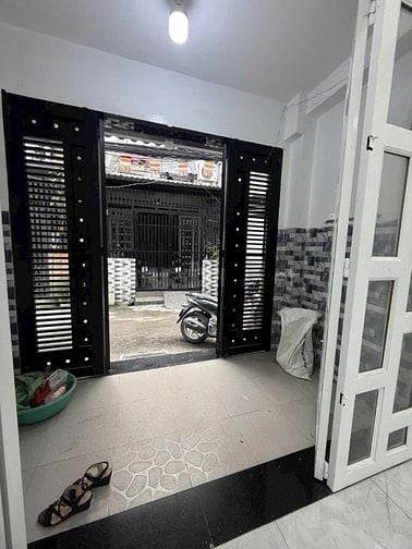 CẦN BÁN GẤP NHÀ GẦN CHỢ BÌNH ĐIỀN GIÁ 1Tỷ 750 ( SỔ HỒNG RIÊNG)