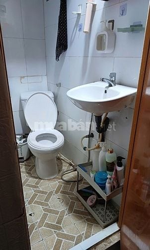 Cho thuê NC nhà MT Đề Thám, P. Bến Thành, Q.1, tphcm, khu Tây.