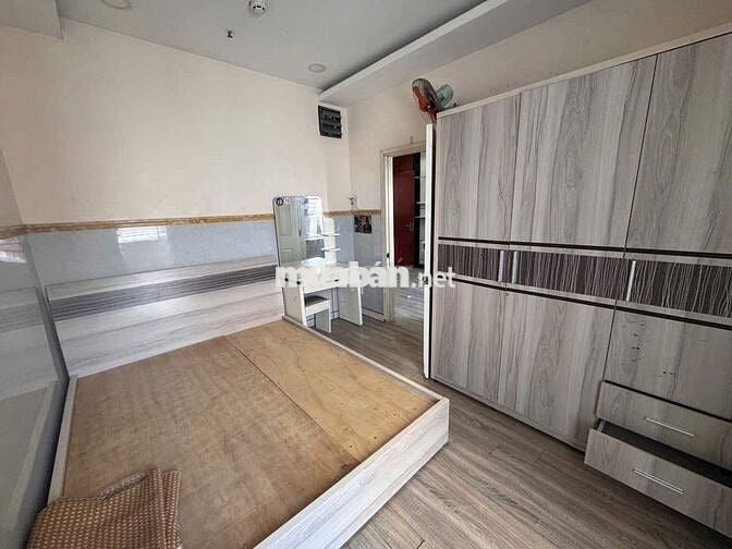 Cho thuê căn hộ CC Thái An, Q12. Giá 6tr5 44m2 nhà full nội thất