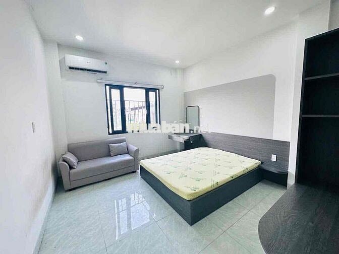 Cho Thuê Phòng Bình Thạnh gần Ngã Tư Hàng Xanh, Full Nội Thất, Cửa sổ