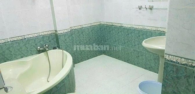 Cho thuê nhà hẻm 4m Lò Siêu, P.16, Q.11 giá 11tr
