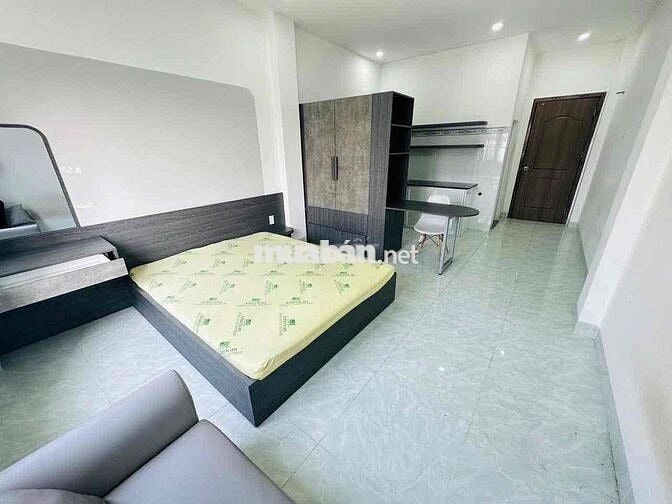Cho Thuê Phòng Bình Thạnh gần Ngã Tư Hàng Xanh, Full Nội Thất, Cửa sổ