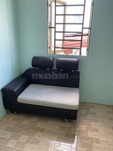 Phòng 28m2 mặt tiền huỳnh tấn phát(1 phòng khách,1 phòng ngủ)