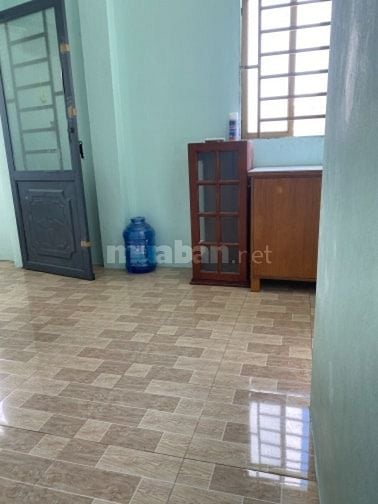 Phòng 28m2 mặt tiền huỳnh tấn phát(1 phòng khách,1 phòng ngủ)