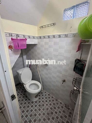 Cho thuê nhà nguyên căn hẻm 30 Lâm Văn Bền