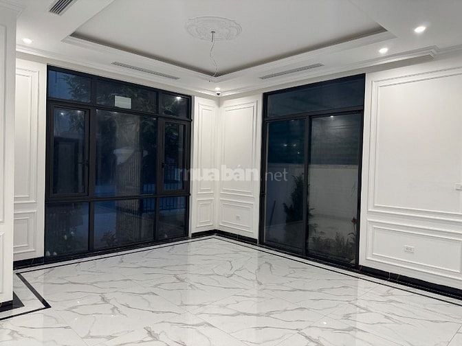 Bán BT ,210m , 2 Vinhome OCP 2, Căn Góc Đơn Lập, Nhìn Sông, VườnHoa