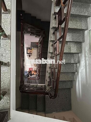 Cho thuê nhà nguyên căn mặt tiền Nguyễn Lương Bằng